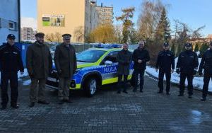 Komenda Powiatowej Policji w Raciborzu otrzymała nowoczesny radiowóz (5)