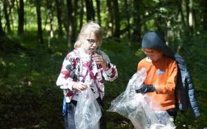 Dzieci ze Szkolnego Zespołu Antysmogowego z wizytą w Arboretum Bramy Morawskiej w Raciborzu (19)