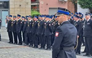 Strażacy świętowali na raciborskim rynku (1)
