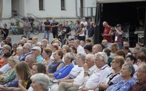 Kawałek powstańczej Warszawy w Raciborzu - koncert na zamku przeniósł nas w czasie (6)