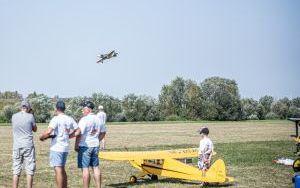 Raciborski Piknik Modelarski 17 RC AIRSHOW za nami – Wielkie Lotnicze Wydarzenie w Raciborzu (8)