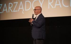 Prezydenci Raciborza stanęli razem na jednej scenie. Premiera filmu „Zarządcy Raciborza” już za nami (9)