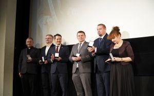 Obchody 60. rocznicy śmierci Arcybiskupa Józefa Gawliny zwieńczone premierą filmu dokumentalnego (9)